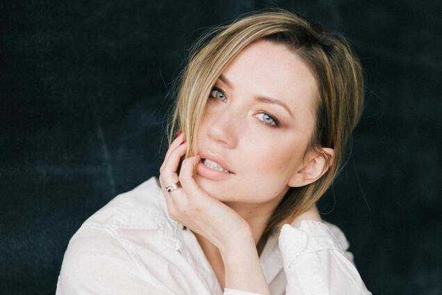 Просто и со вкусом: стильные прически для коротких волос, которые займут считанные минуты