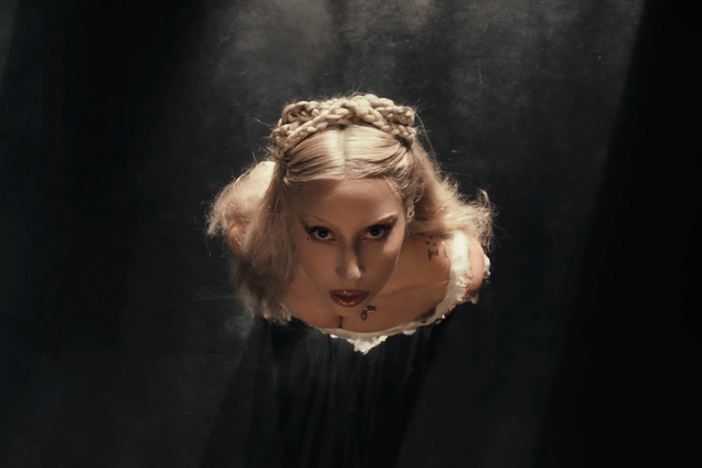 Устаревшая прическа снова стала горячим трендом: как сделать косу milkmaid