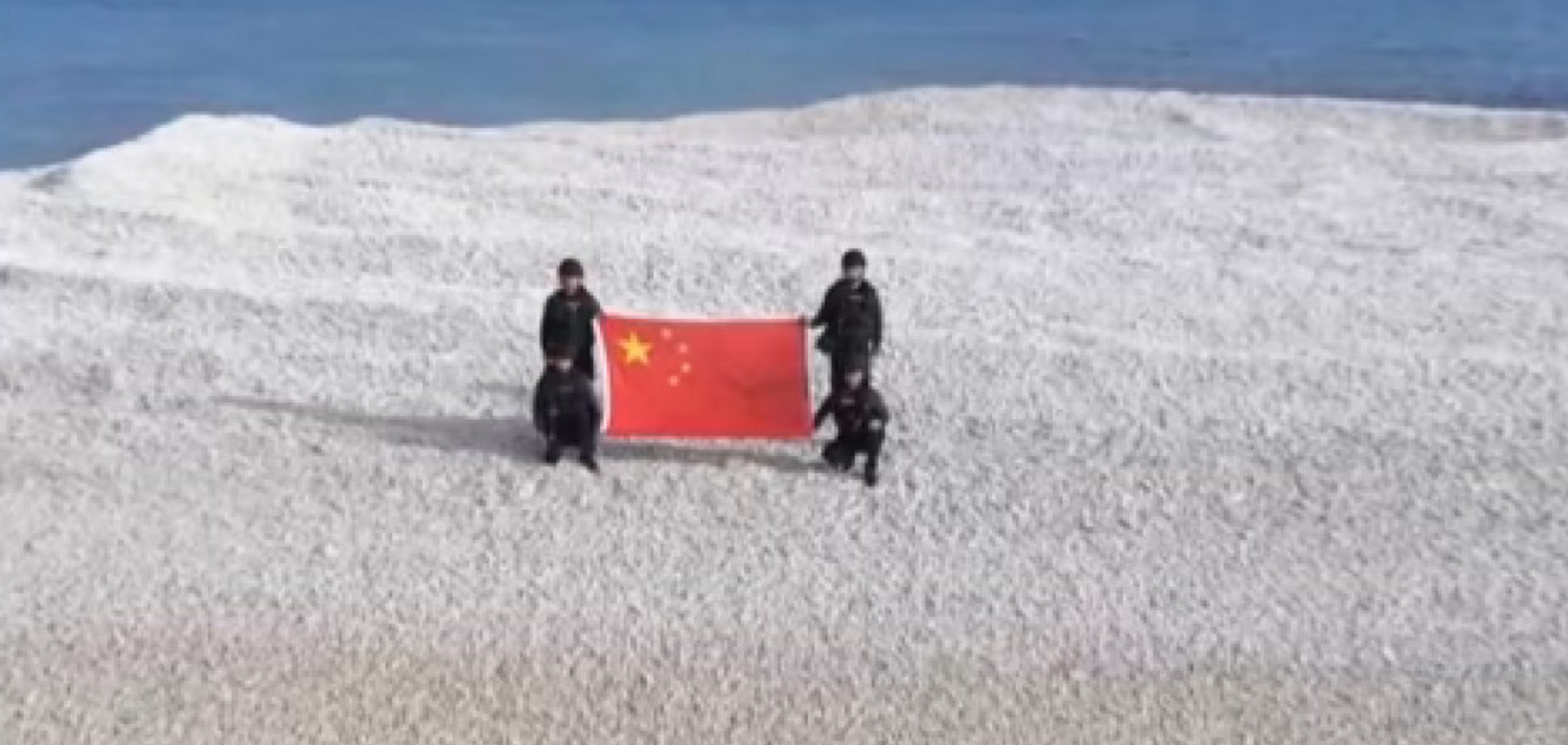 Китай неожиданно захватил спорный остров вблизи Филиппин – FT