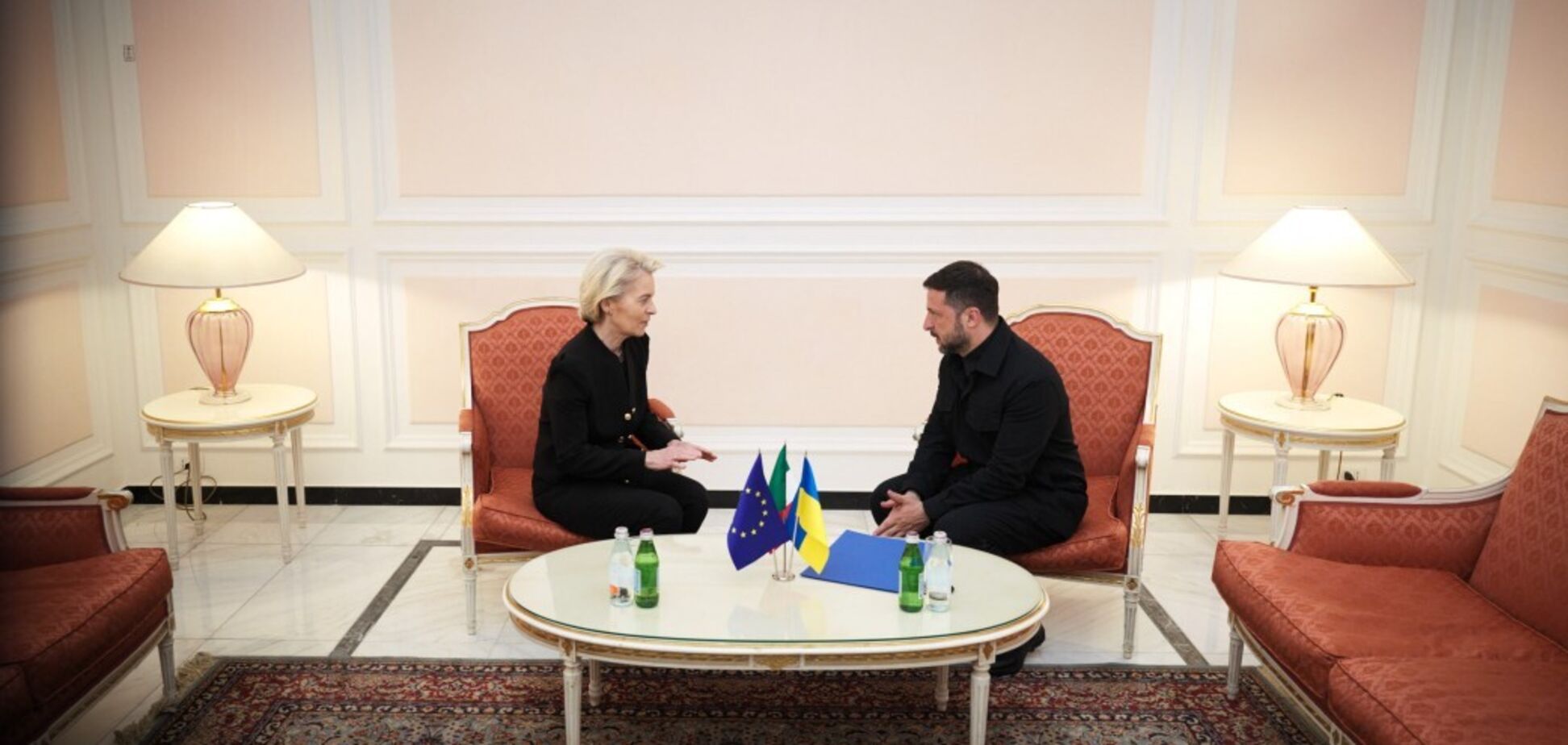 Вступление Украины в ЕС и не только: Зеленский в Риме встретился с президентом Еврокомиссии фон дер Ляен. Фото и видео