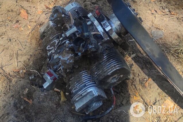 В ГСЧС показали обломки 'Шахедов', найденных на Киевщине после очередной атаки РФ. Фото