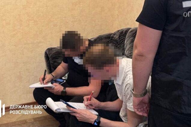  'Мототур' із екстримом до Польщі: ДБР викрило нову схему виїзду за кордон