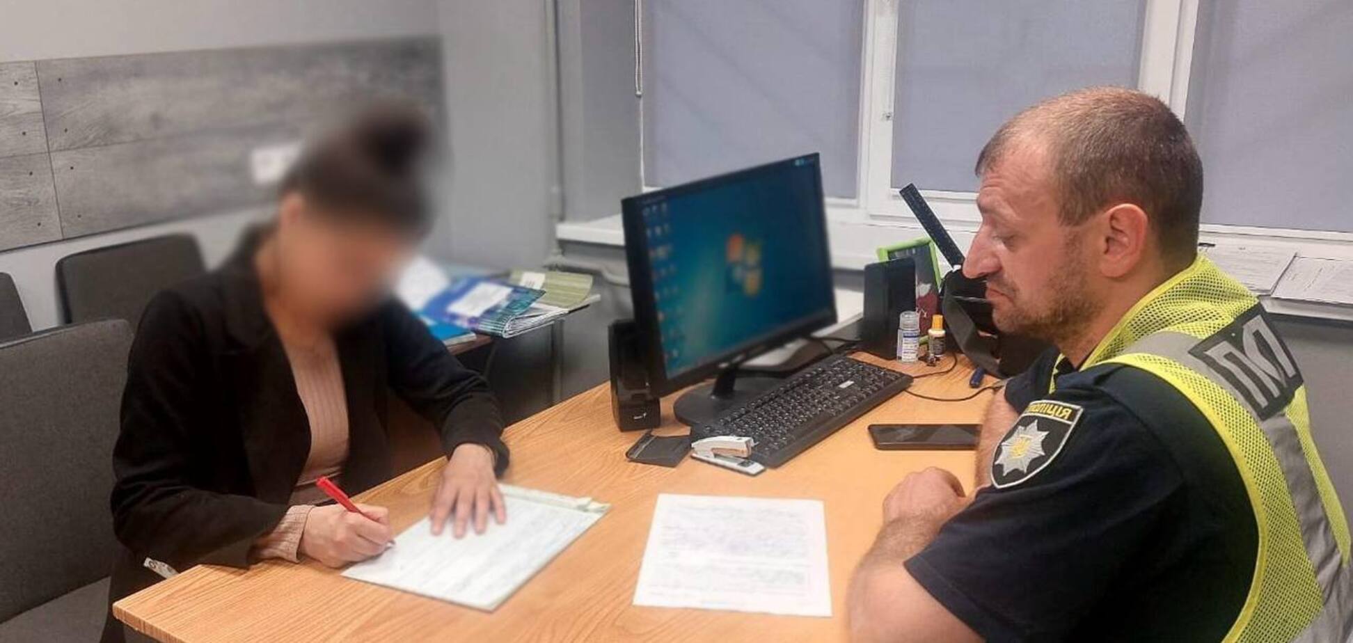 Пьяной слушала русскую музыку в День траура в Киеве: как наказали женщину за развлечения на балконе