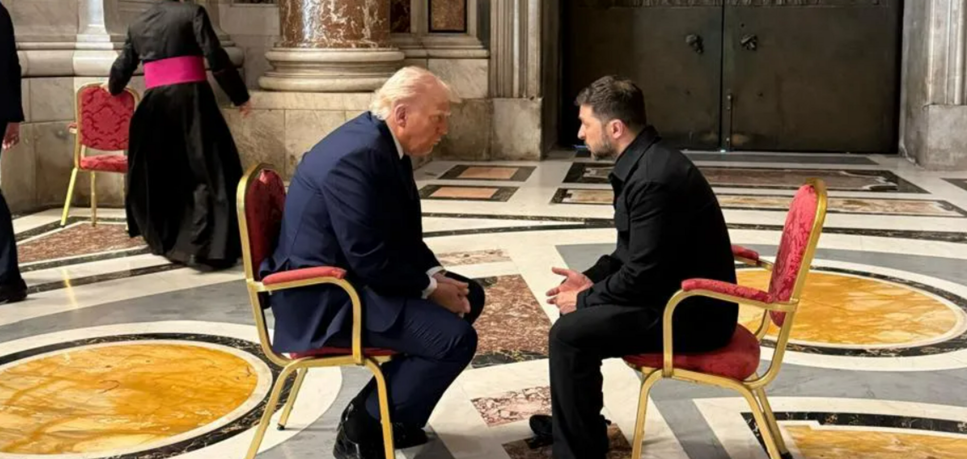 Украина имеет единственную возможность, чтобы изменить позицию Трампа по отношению к себе и России. Интервью с Огрызко