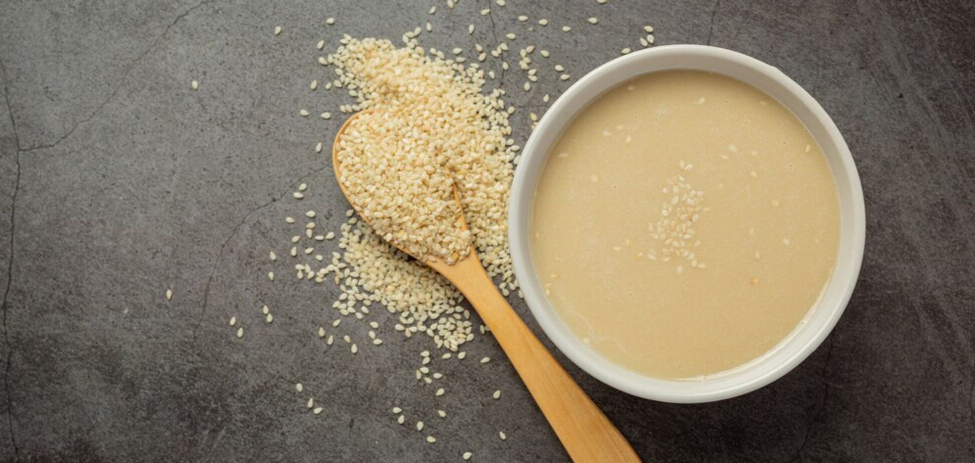 Тахини: пищевые свойства и способы употребления продукта