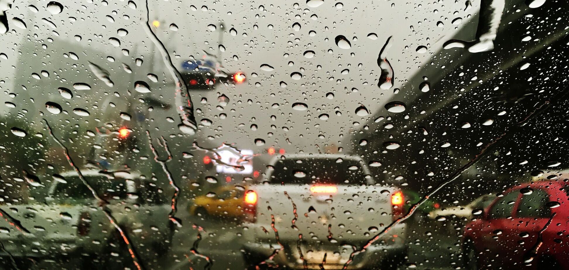 Грозы и даже заморозки: каких 'сюрпризов' ждать от погоды в Украине на выходных