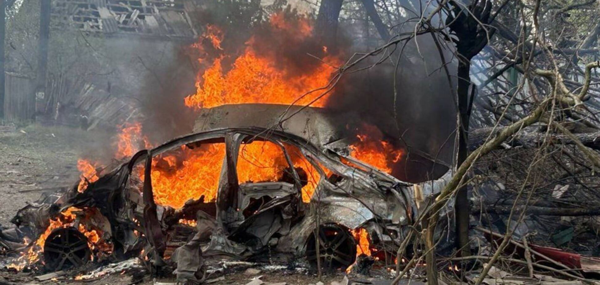 Оккупанты сбросили авиабомбы на мирных жителей Константиновки: есть погибшие и раненые