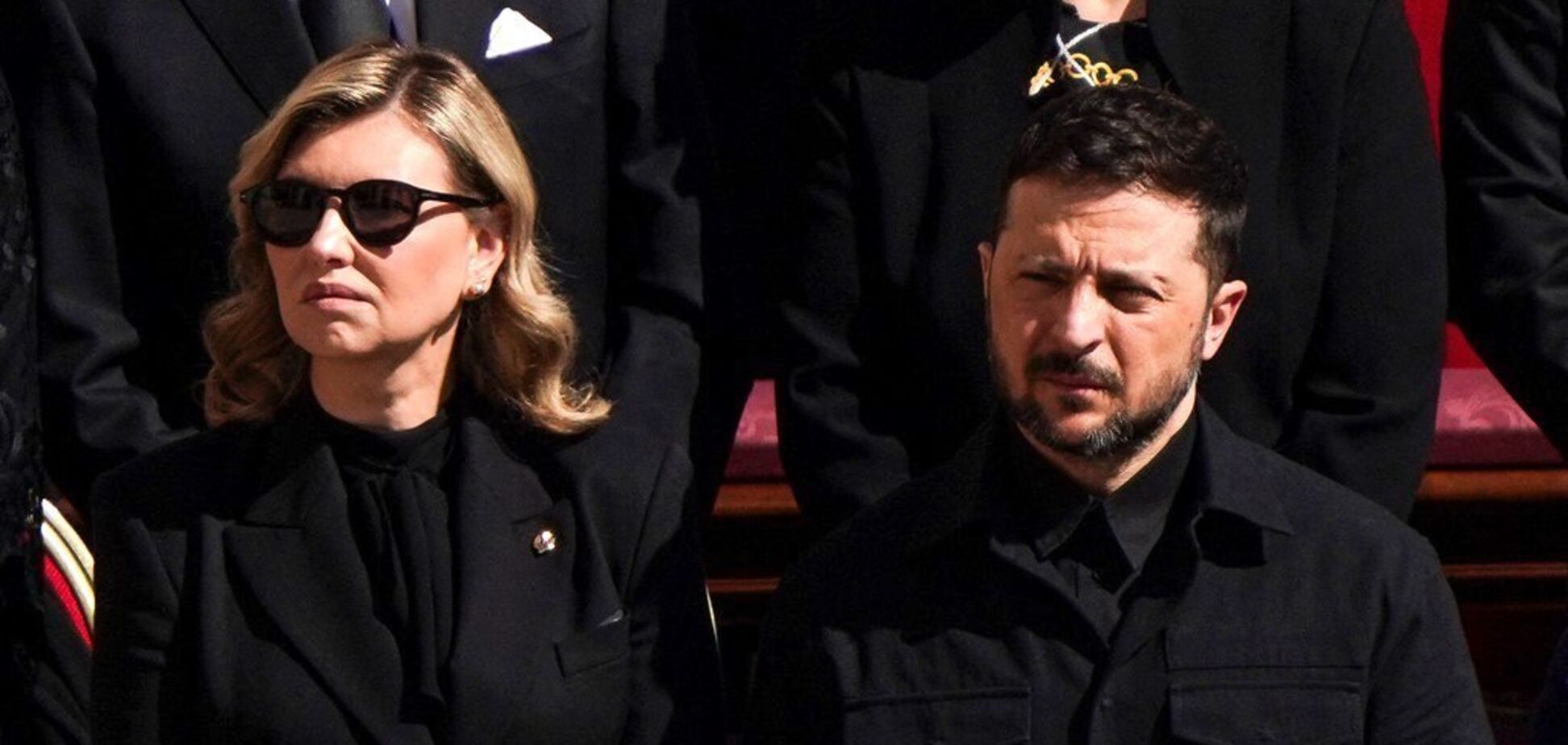 'Имидж президента – не просто одежда': легенда моды Виктория Гресь рассказала о символизме образа Зеленского на прощании с Папой Римским. Фото