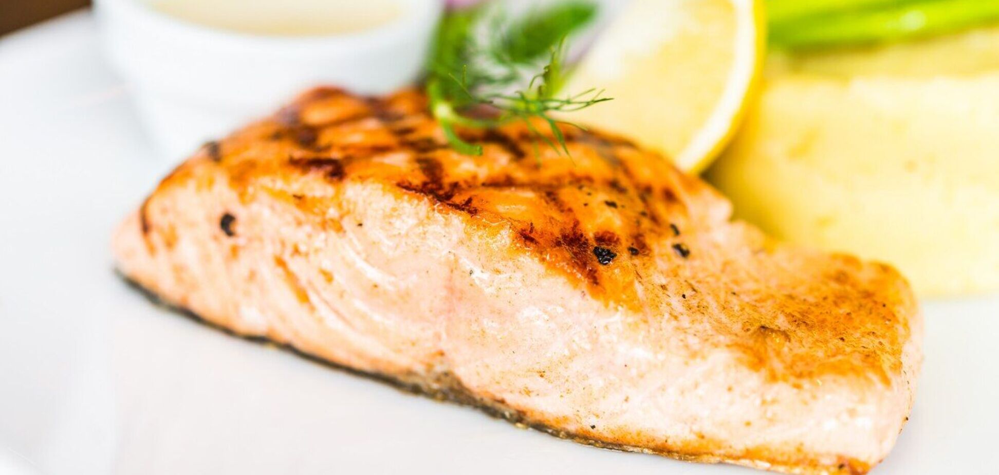 Как приготовить идеальный лосось у аэрофритюрницы: добавьте один секретный ингредиент