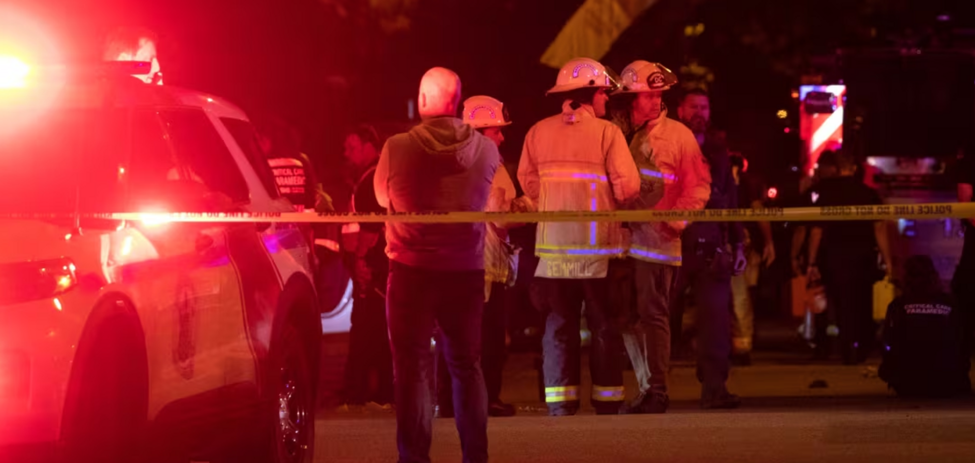 У Канаді авто в'їхало в натовп під час свята: є загиблі. Фото та відео з місця