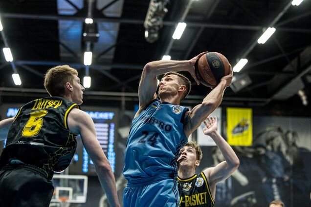 Другий тур Суперліги Favbet: розклад трансляцій 11-12 жовтня