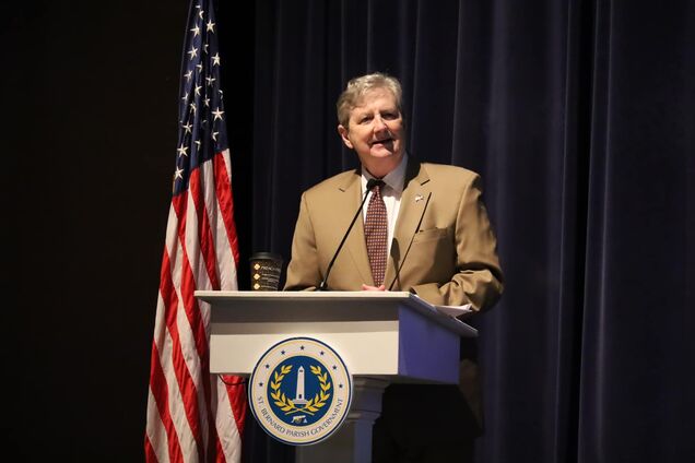 'Путин обманывал Трампа на каждом шагу': сенатор-республиканец призвал усилить давление на Россию. Видео