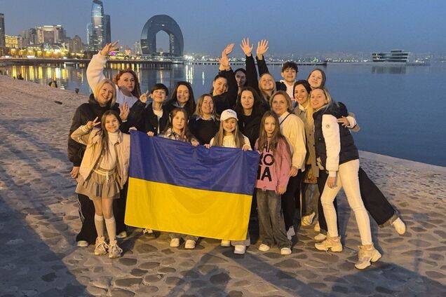 'Для детей ради будущего' команда благотворительной платформы dity.help приняла участие в благотворительной акции в Азербайджане. Фото