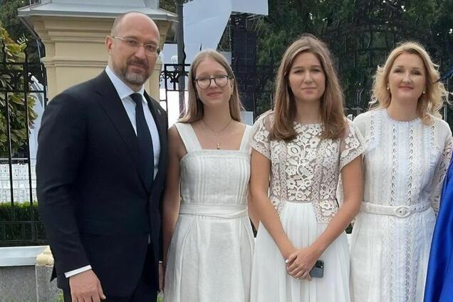 Що приховує сім’я прем’єр-міністра Шмигаля