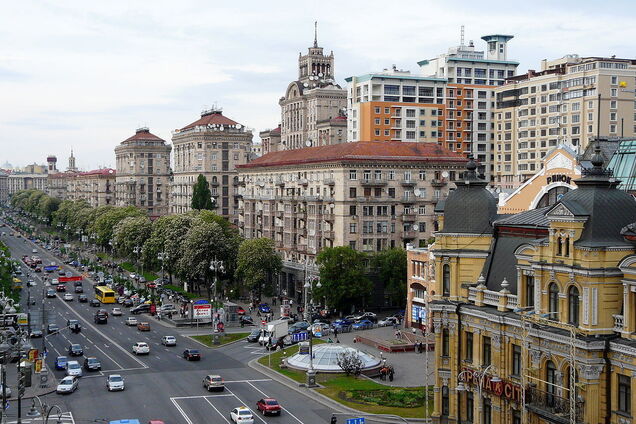 Подтапливал дома во время ливней: в 1880-х в Киеве посреди Крещатика еще протекал ручей. Фото