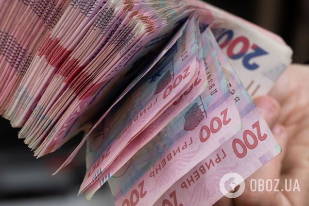 Шахраї у TikTok виманюють банківські дані українців