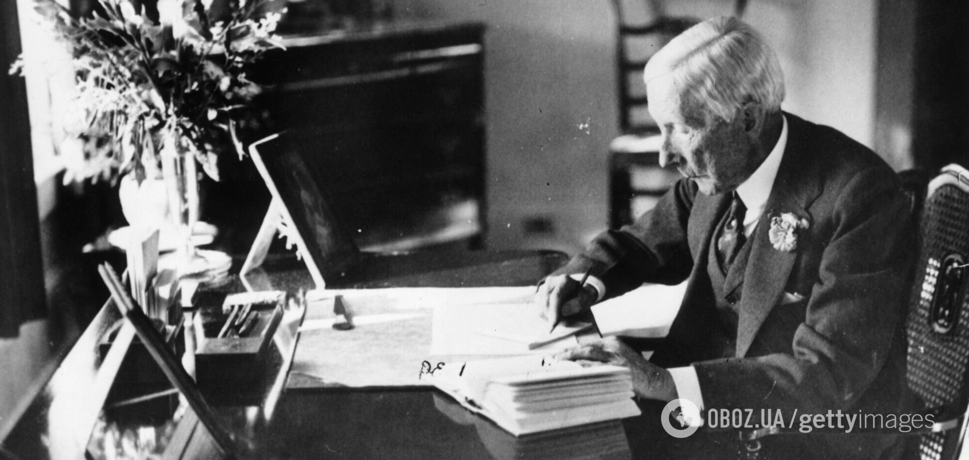 'Не бойся ошибок и помогай людям'. 8 советов, которые дал своему сыну первый в истории миллиардер Джон Рокфеллер