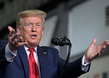 'Вони запанікували': Трамп розкритикував Китай за дзеркальні мита проти США і похвалив В'єтнам