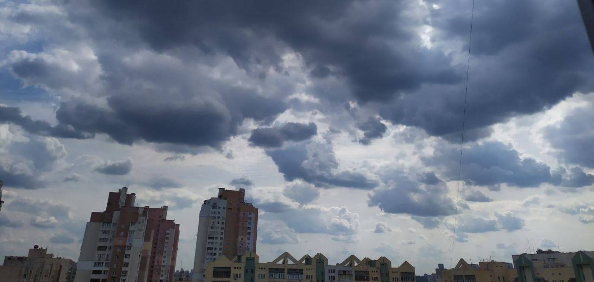 Синоптики предупредили о грозе в Киеве и области: когда ухудшится погода