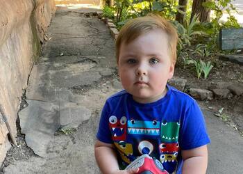 'Янголяті тепер навіки 3,9': помер постраждалий внаслідок удару РФ по Кривому Рогу хлопчик, кадри реанімації якого облетіли мережу