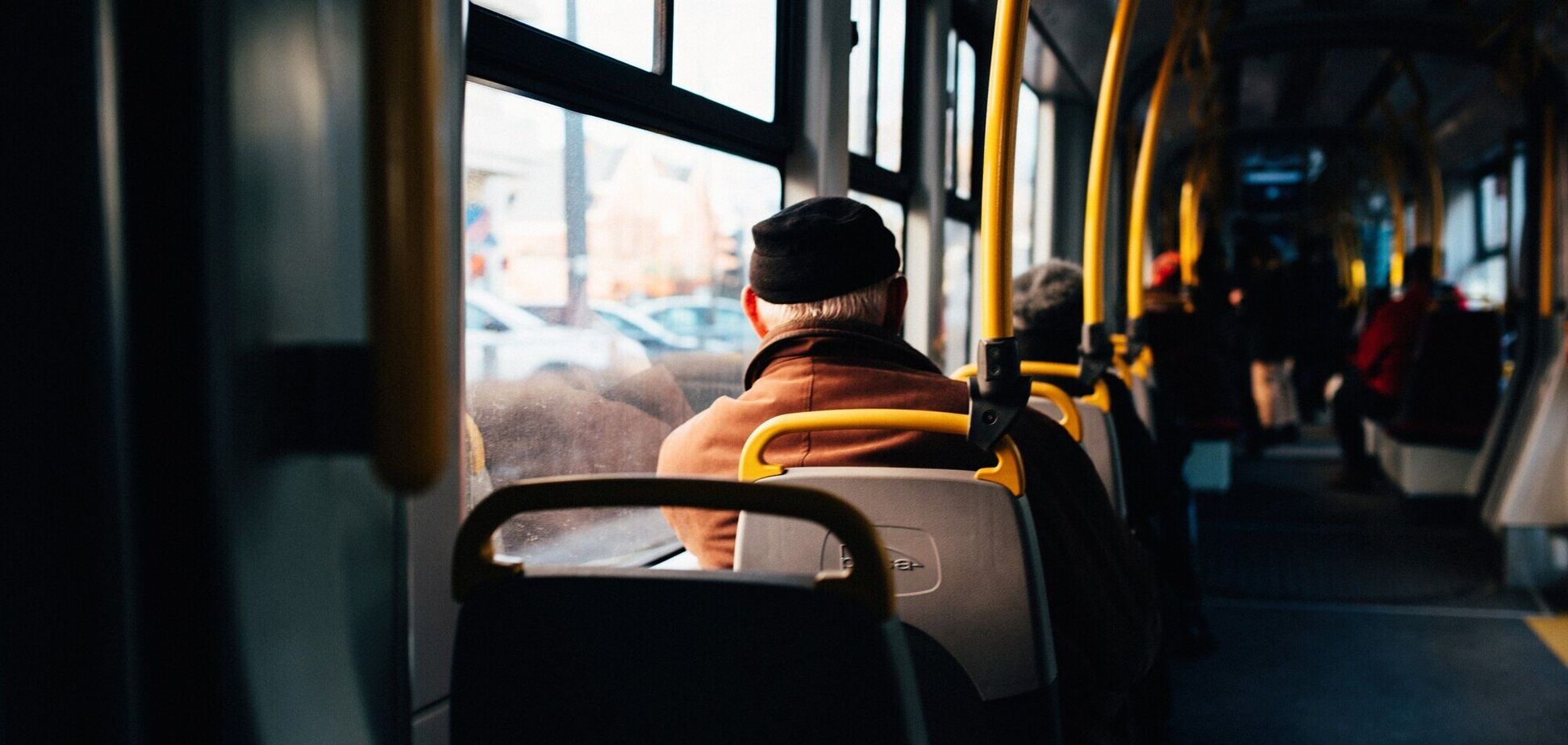 Какие места в автобусе самые безопасные на случай ДТП: это может спасти жизнь