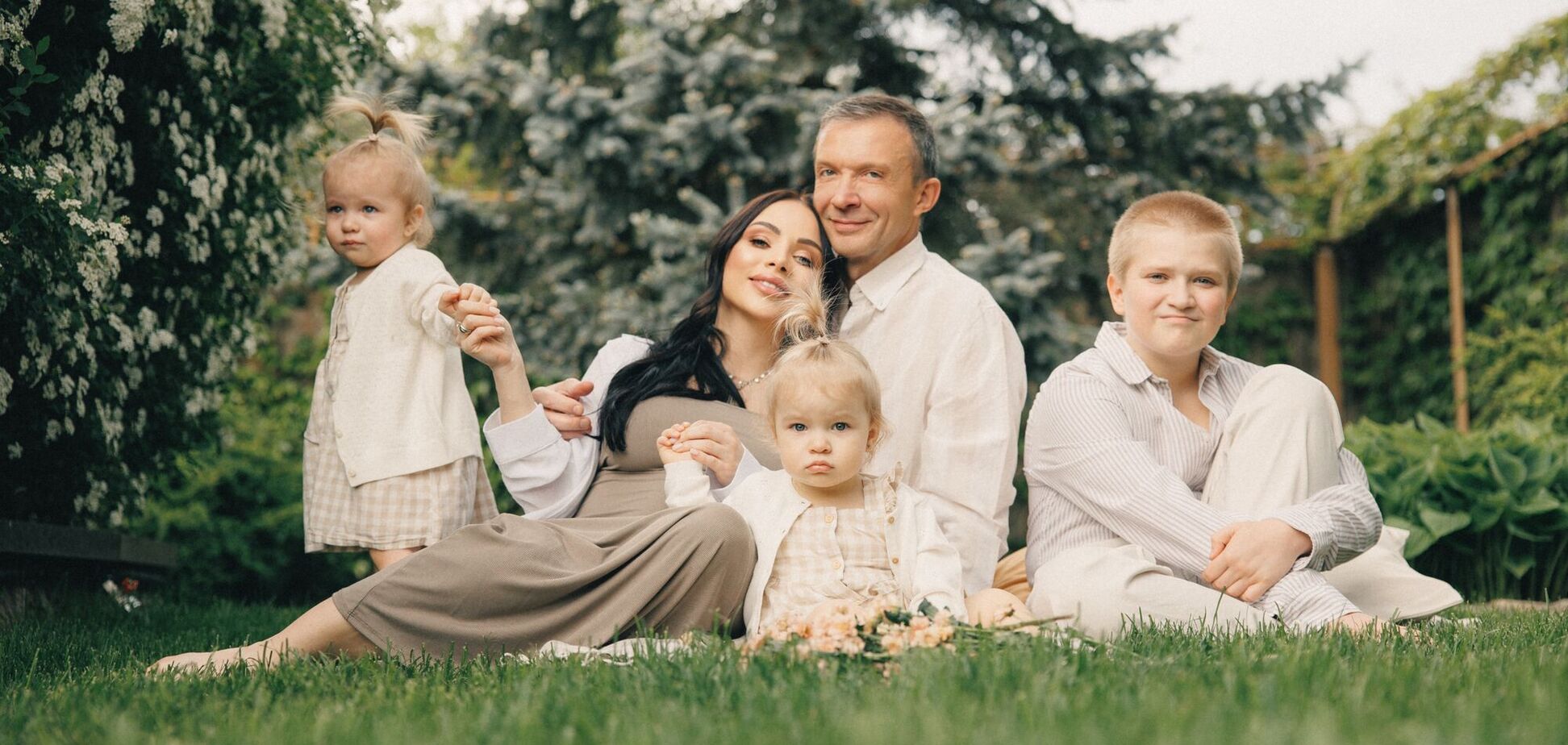 Співачка Ольга Старовойт, яка народила чотирьох дітей під час війни, вразила історією пологів двійнею під обстрілами