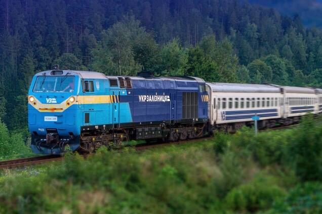 Правительство вынуждено поддерживать 'Укрзалізницю' из-за убыточности пассажирских перевозок – Минрегион