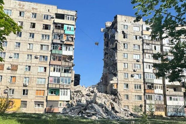 Войска РФ сбросили авиабомбы на Мирноград и обстреляли Новоэкономическое: есть жертвы. Фото