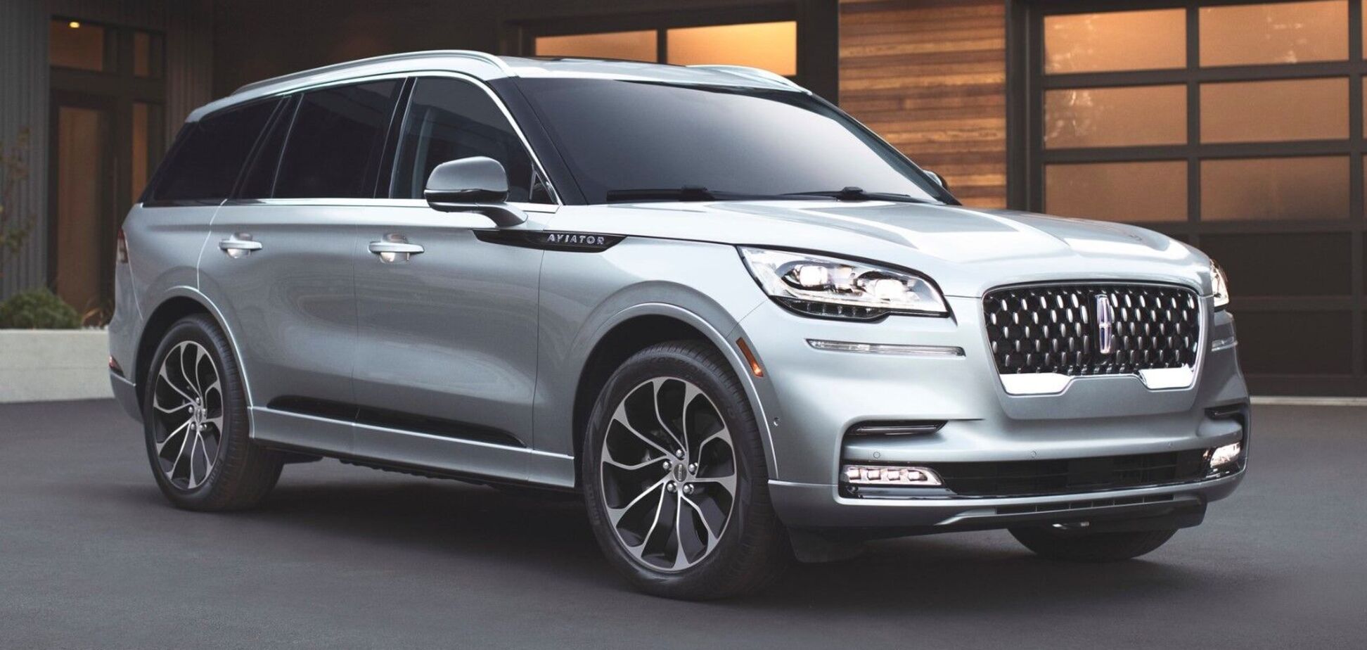 Lincoln Aviator