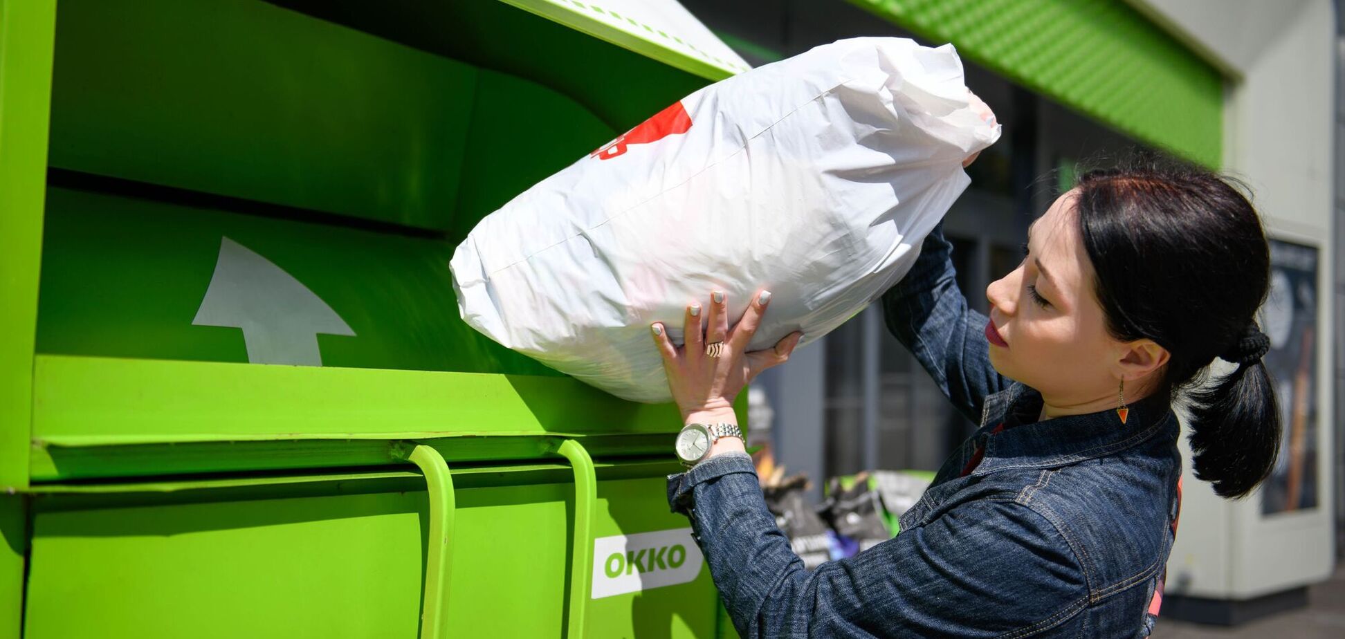 Клиенты ОККО собрали более 53 тонн вещей в первом квартале 2025 года