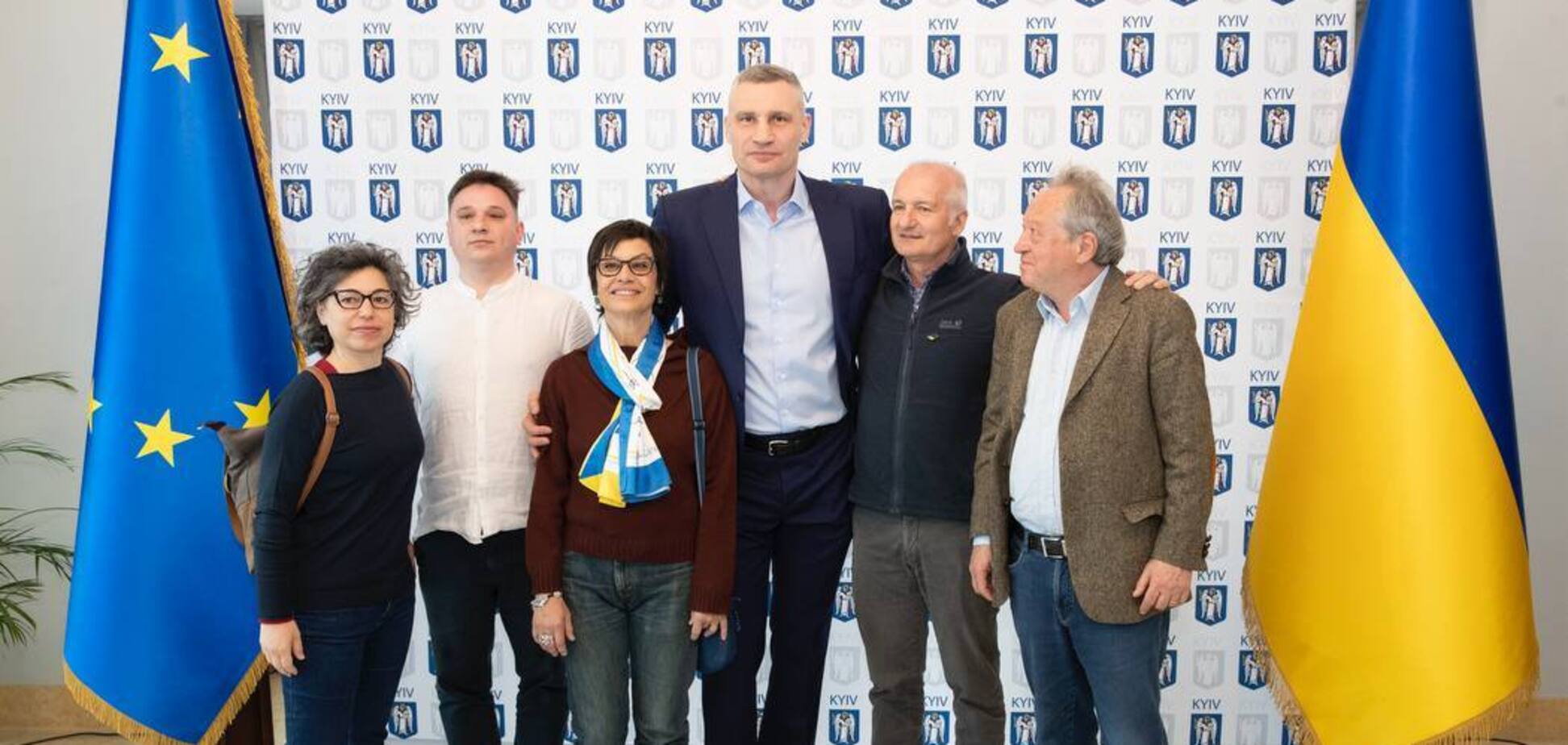 'Вместе мы должны остановить Путина!': Кличко встретился с послами и дипломатами иностранных государств