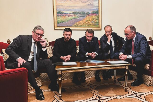 Politico: Макрон из Киева звонил Трампу и 'коалиция желающих' заручилась его поддержкой в давлении на РФ