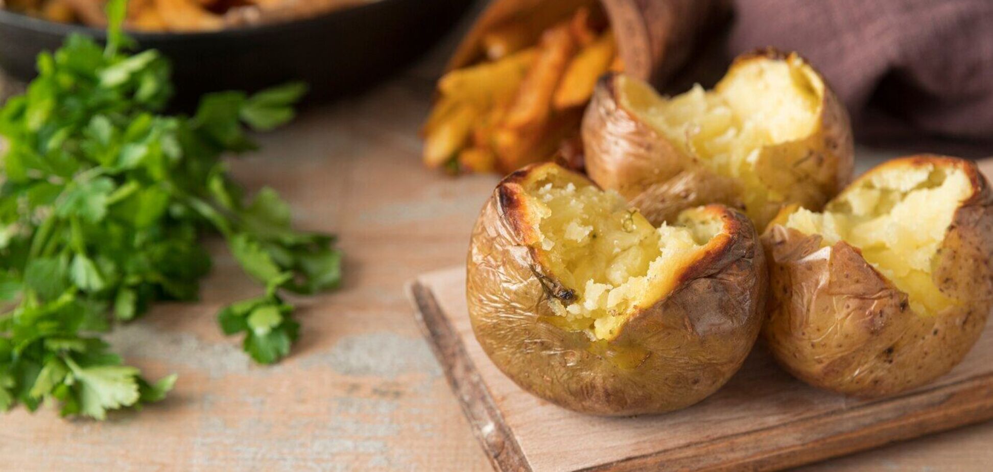 Как за считанные минуты приготовить картофель в микроволновке: элементарный способ