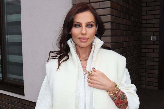 Проти Анни Алхім порушили справу про державну зраду: напередодні блогерка показалася під крапельницею