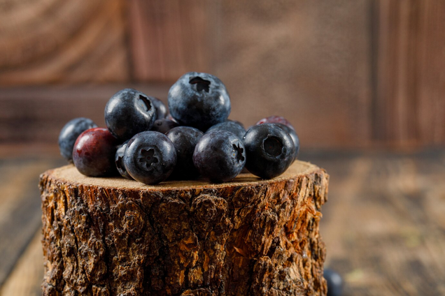 Как назвать на украинском 'голубику': правильный перевод