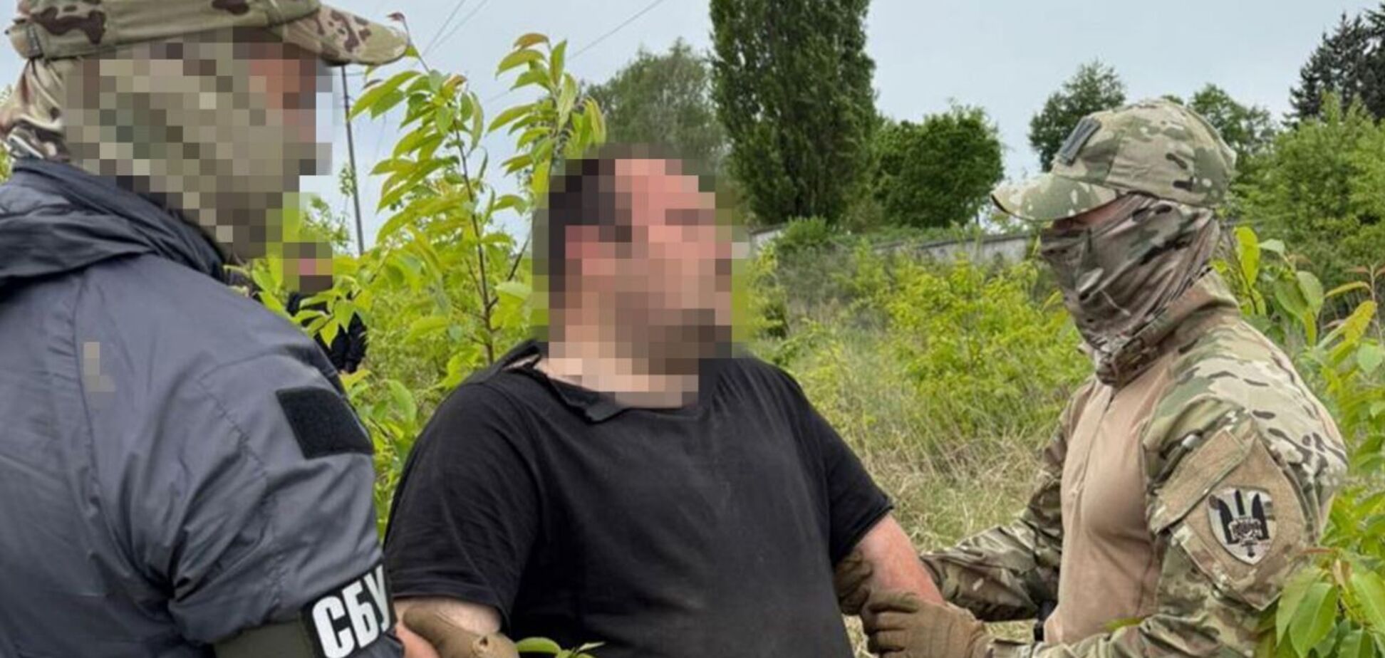 Пытался установить GPS-маячок: СБУ задержала агента РФ, который готовил удар по линиям электропередачи Ривненской АЭС. Фото