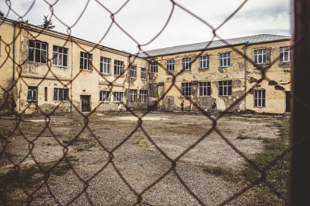 Існували дикі заборони: якими були школи в СРСР, які показували 'найкращими у світі'