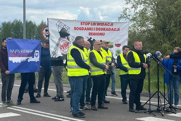 Українські перевізники масово уникають один з пунктів пропуску