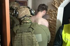 Обезвредили 7 группировок в разных регионах: стали известны подробности крупнейшей спецоперации по ликвидации наркобизнеса в Украине. Фото и видео