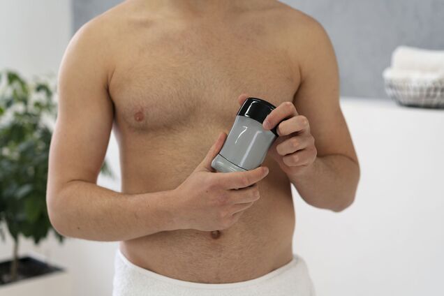 Як правильно користуватися дезодорантом: експерт вказав на поширені помилки