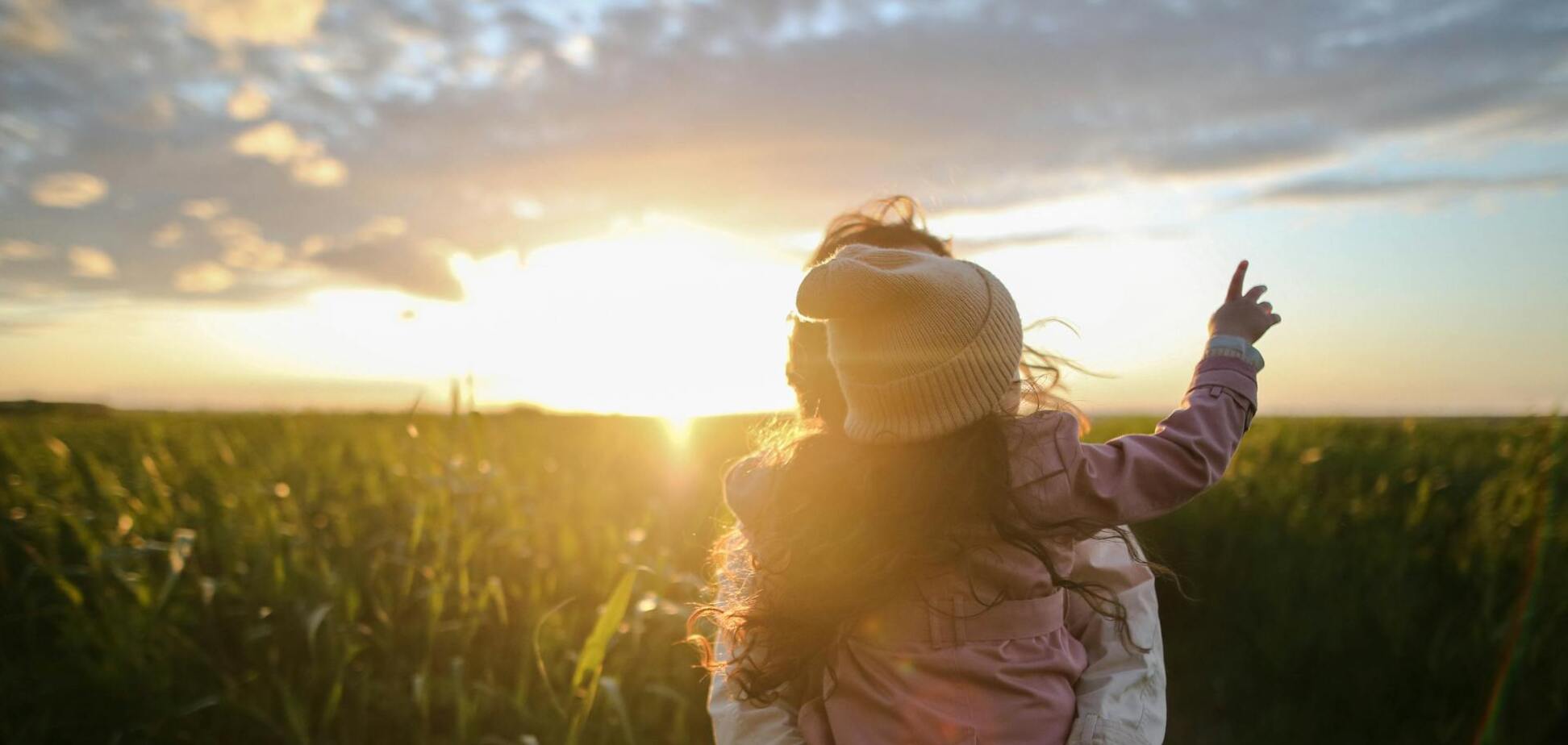 Почему в Польше День матери празднуют в другой день: дата и объяснение
