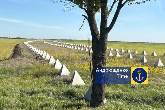 Оккупанты обновили 'линию Суровикина' от Мариуполя до Бердянска. Фото и видео