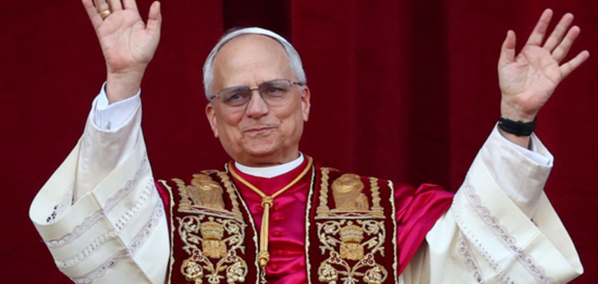 'Давайте помолимся за мир': Папа Римский Лев XIV заявил о готовности стать посредником для прекращения войн в мире