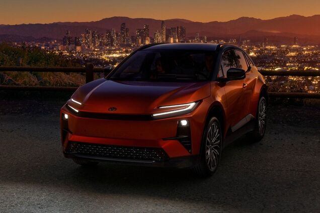 Toyota C-HR BEV