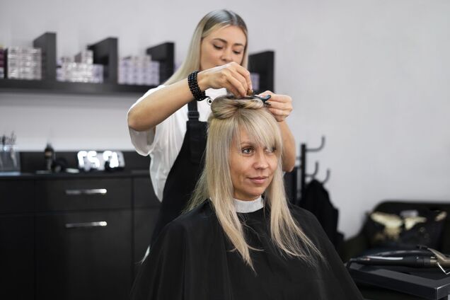 Женственно и кокетливо: лучшие стрижки до плеч