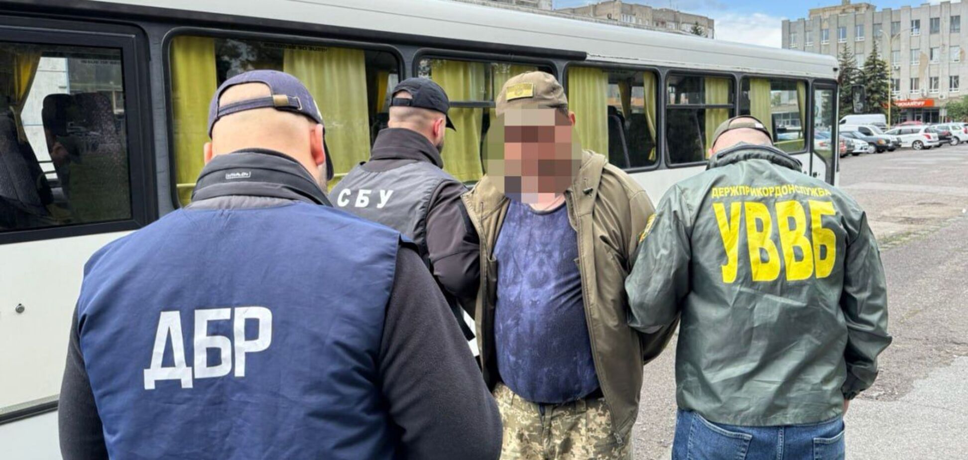 Организовал 'схему': на Закарпатье разоблачили правоохранителя, который помогал военнообязанным незаконно пересекать границу. Фото