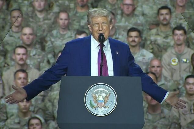 'Без нас они бы разговаривали на немецком': Трамп заявил, что во Второй мировой войне победили США. Видео