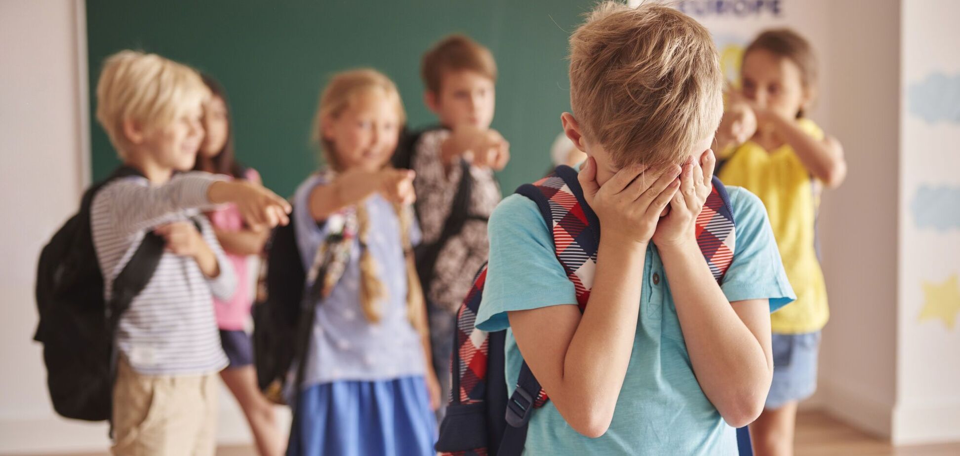 'Дети заклюют, если не отвечать'. В сети возникла дискуссия из-за советов мотивационного тренера