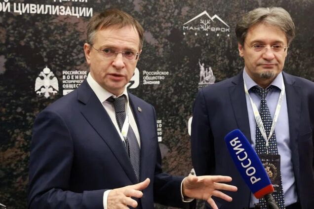 Мединський у Стамбулі пояснював позицію Росії цитатами Наполеона й Бісмарка, яких вони ніколи не говорили та які спростувало його ж товариство