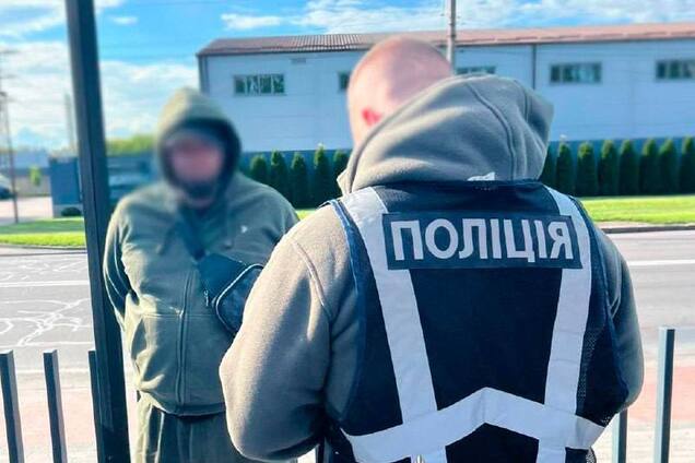 Засновника благодійної організації з Київщини викрили на переправлені ухилянтів через кордон. Подробиці та фото